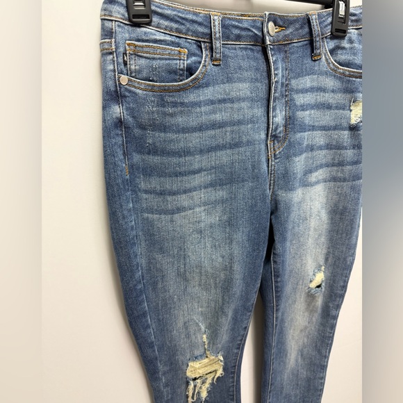 Judy Blue Distressed Relaxed Fit Denim Blue Jeans Size 28 | Casual + Comfy - Picture 2 of 8